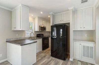 Photo 3 of 10 of home located at 26125 S Us Hwy 27 #96 Leesburg, FL 34748