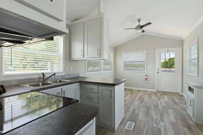 Photo 4 of 10 of home located at 26125 S Us Hwy 27 #67 Leesburg, FL 34748