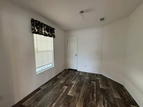 2023 SIG 4523E  Home