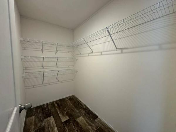 2023 SIG 4523E  Home