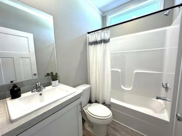 2024 340LD24522A - RAFAEL  Home