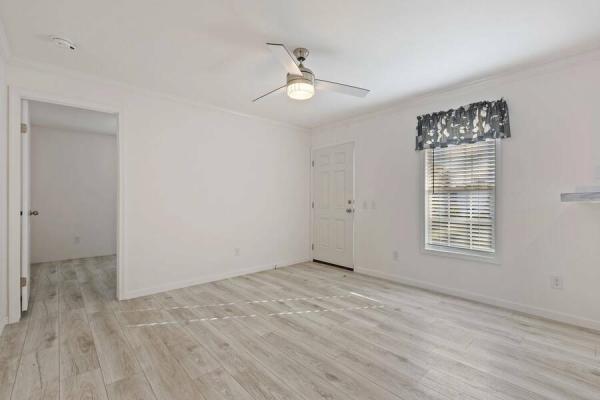 2023 RH1522B  Home