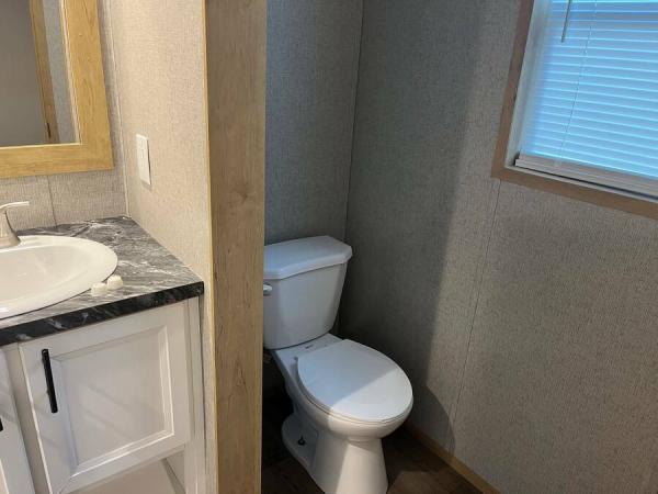 2023 76CEJ16663AH23  Home