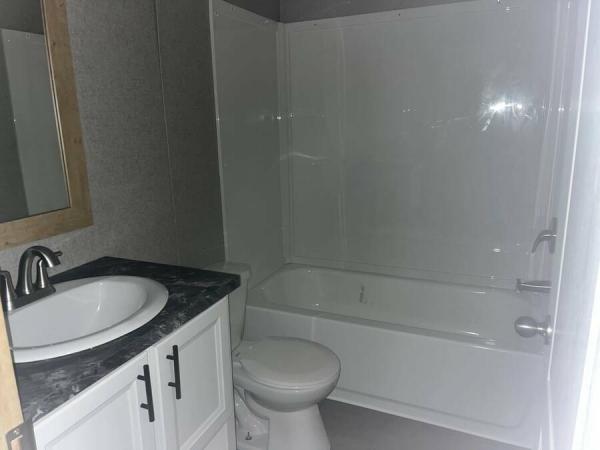 2023 76CEJ16663AH23  Home