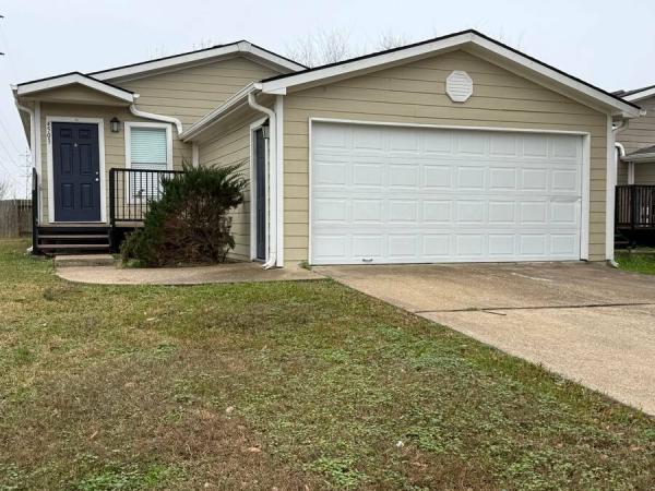 2006  Mobile Home For Sale