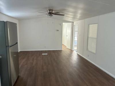 Photo 3 of 8 of home located at 6645 Shawnee Trail Leesburg, FL 34748