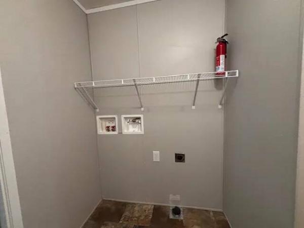 2021 DED16649LH1  Home