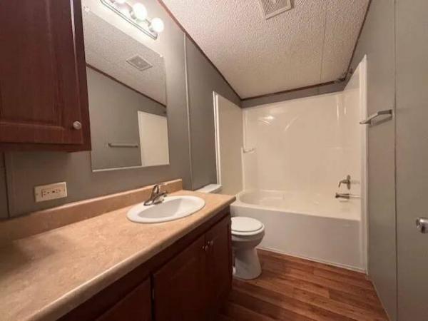 2015 BP-1672-32A  Home