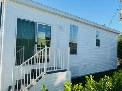 Photo 5 of 19 of home located at 326 Marie Ln, #326 Naples, FL 34104