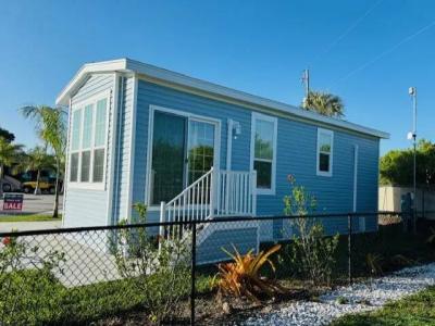 Photo 2 of 19 of home located at 327 Marie Ln, #327 Naples, FL 34104