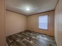 2017 LH168032LF  Home