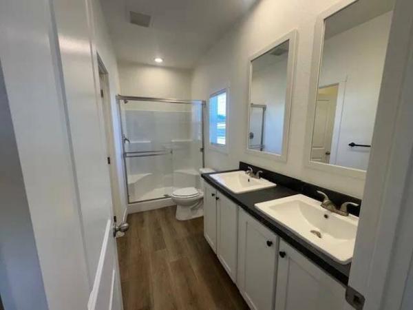 2025 51TPO24483AH26  Home