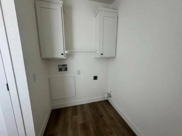 2025 51TPO24483AH26  Home