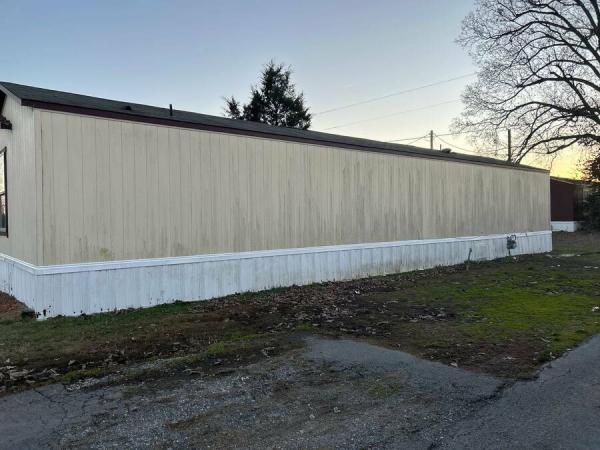 Photo 1 of 1 of home located at 77 Riviera Courts Dr Murray, KY 42071