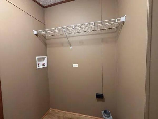 2015 BP-1664-32C  Home