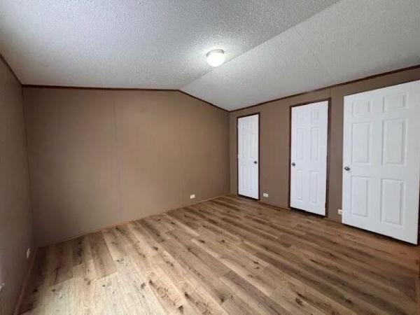 2015 BP-1664-32C  Home