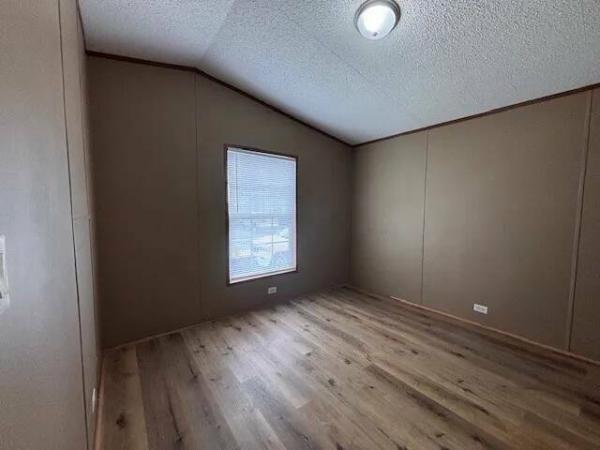 2015 BP-1664-32C  Home