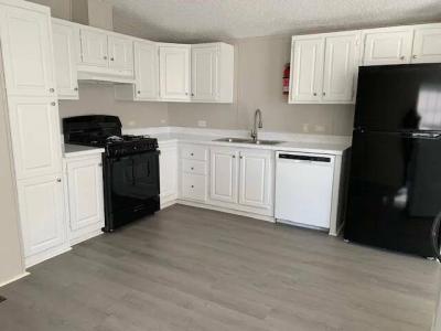 Mobile Home at 15 Melissa Dr Bloomington, IL 61704