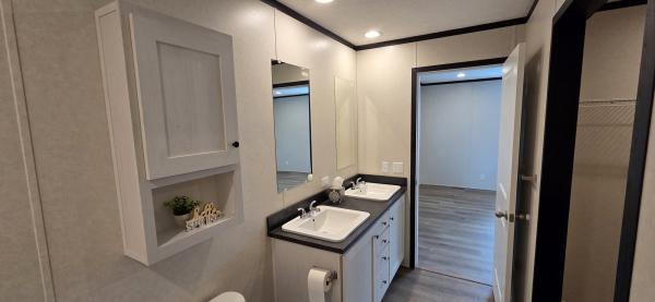 2026 Clayton 5628-CC52 Compass 56  Home