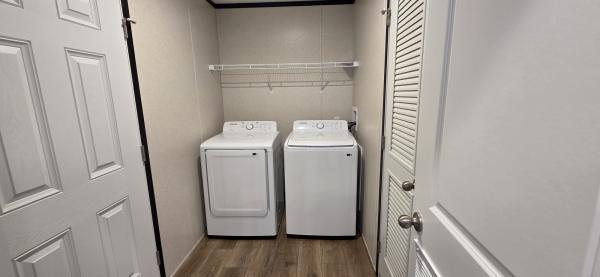 2026 Clayton 5628-CC52 Compass 56  Home