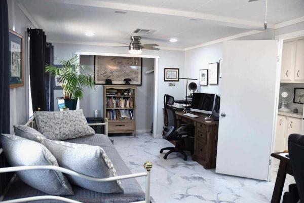 Sunn GoldM Mobile Home