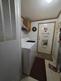1998 Skyline Manufactured Home
