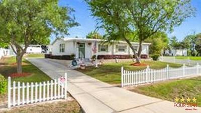 Mobile Home at 111 Mark Avenue Lady Lake, FL 32159