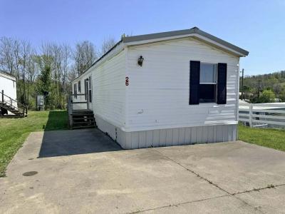 Mobile Home at 26 Boardwalk Cir London, KY 40741
