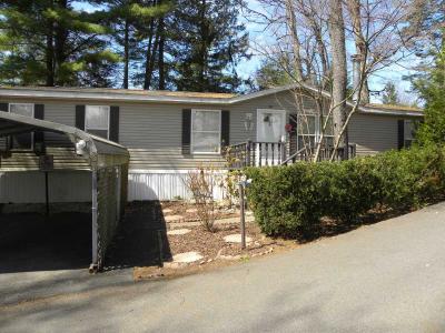 Mobile Home at 66 Cresent City Mhp Clifton Park, NY 12065