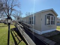 2006 Schult Manor Hill 8016-79-1 Manufactured Home