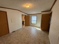 2006 Schult Manor Hill 8016-79-1 Manufactured Home