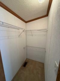 2006 Schult Manor Hill 8016-79-1 Manufactured Home