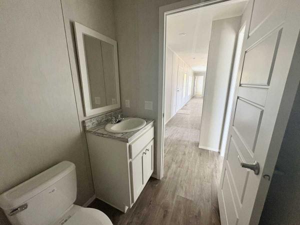 2026 Sunshine COM1670-608 Mobile Home