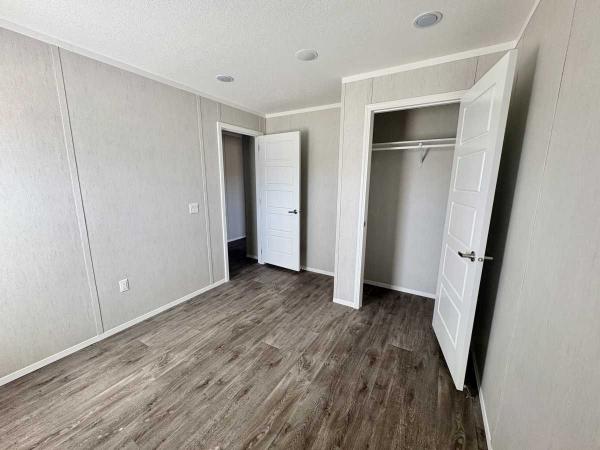 2026 Sunshine COM1670-608 Mobile Home