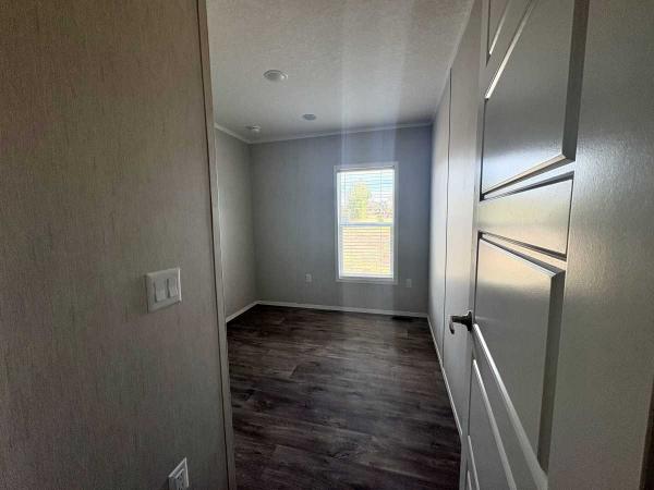 2026 Sunshine COM1670-608 Mobile Home