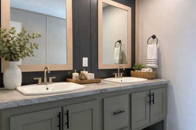 Photo 5 of 7 of home located at 11500 SW Kanner Hwy Indiantown, FL 34956