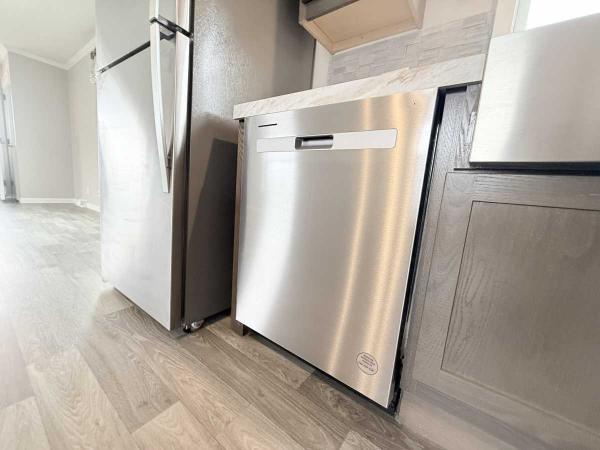 2025 Clayton Manufactured Home