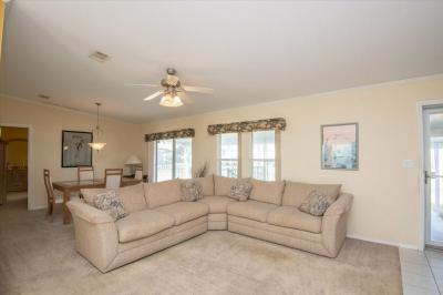 Photo 4 of 8 of home located at 2032 E. Lakeview Drive Sebastian, FL 32958