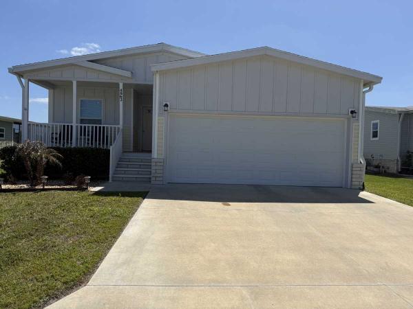 Photo 1 of 2 of home located at 4862 Coopers Hawk Pl. Zephyrhills, FL 33541