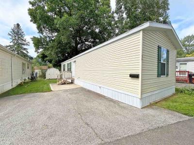 Photo 3 of 20 of home located at 54 Westwoods Amherst, OH 44001