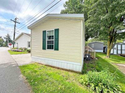 Photo 4 of 20 of home located at 54 Westwoods Amherst, OH 44001