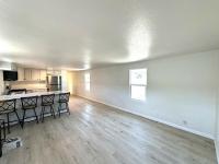 1986 CHAMPION PARKRIDGE Manufactured Home