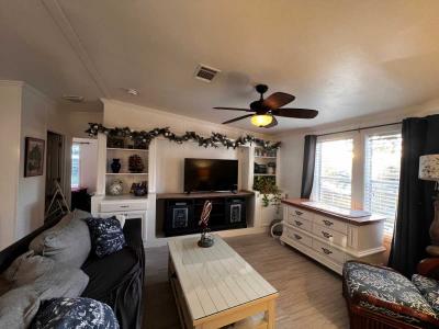 Photo 3 of 8 of home located at 1092 W. Lakeview Drive Sebastian, FL 32958