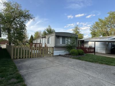 Photo 2 of 11 of home located at 170 Pinedale Drive Saint Charles, MO 63301