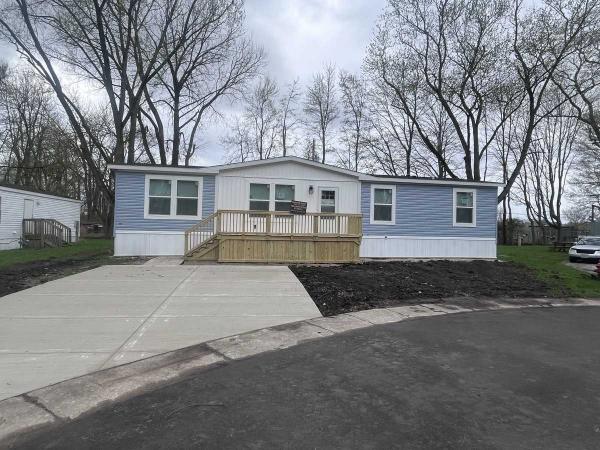 Photo 1 of 1 of home located at 109 Greenfield Lane Valparaiso, IN 46385