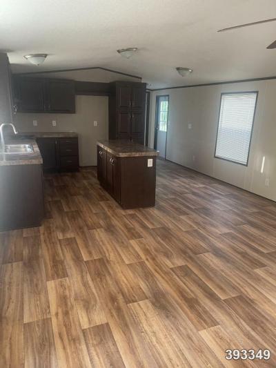 Mobile Home at 4409 31st St Dickinson, TX 77539