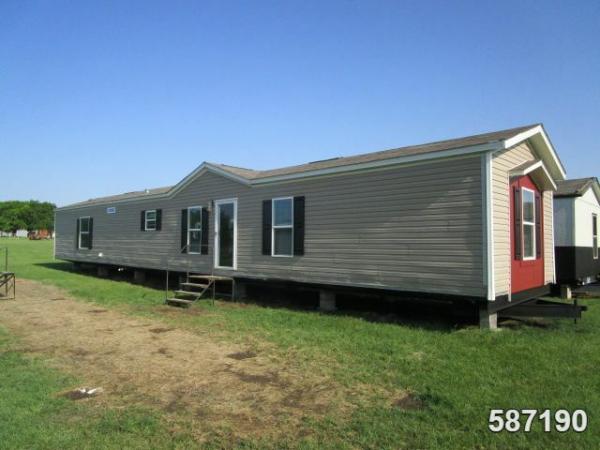 Photo 1 of 2 of home located at Crazy Red's Mobile Homes 8451 Palmer Ln Ponder, TX 76259