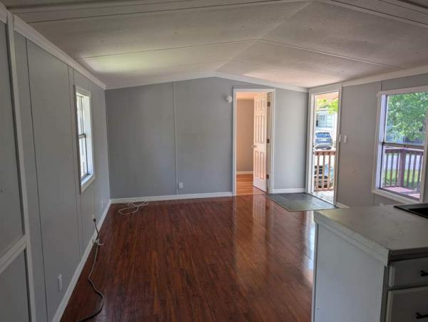 1993 Redm Manufactured Home