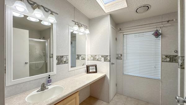 1994 Fleetwood UNK Mobile Home