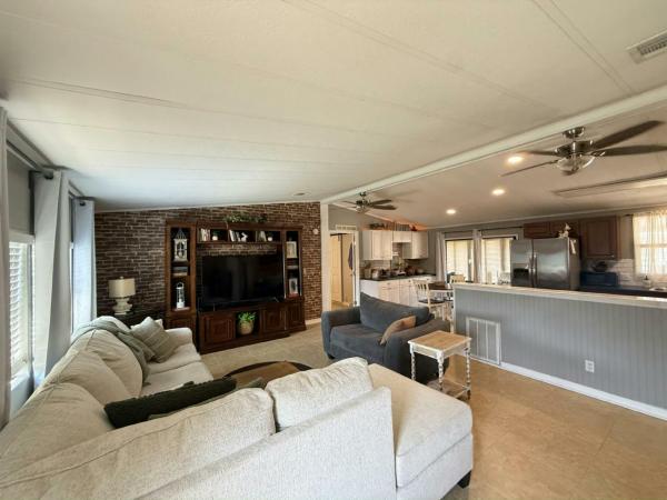 1985 Palm HS Manufactured Home